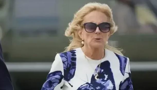 Агент Секретной службы США случайно ранил себя в аэропорту Филадельфии